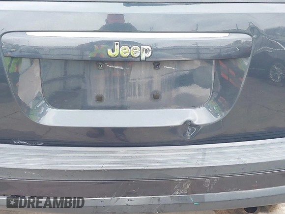 2014 Jeep Compass Sport with VIN 1C4NJCBB0ED647937, listed as a IAAI auction lot 41444062 with 135,679 mi miles and . Bid and sale history available at DreamBid. Image 6.