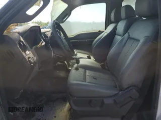 2015 Ford F-250 XLT z VIN 1FTBF2B6XFEA80102, wystawiony jako Copart lot #65196695 z przebiegiem Nie podano mil oraz Szkoda całkowita • Salvage title. Historia ofert i sprzedaży dostępna na DreamBid. Obrazek 7.