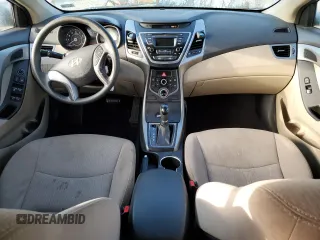 2016 Hyundai Elantra SE with VIN 5NPDH4AE6GH670323, listed as a Copart auction lot 88052915 with 47,876 mi miles and Non Repairable. Bid and sale history available at DreamBid. Image 8.