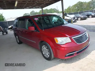 2014 Chrysler Town & Country Touring z VIN 2C4RC1BG6ER183528, wystawiony jako IAAI lot #42412091 z przebiegiem 173 383 mil mil oraz . Historia ofert i sprzedaży dostępna na DreamBid. Obrazek 1.