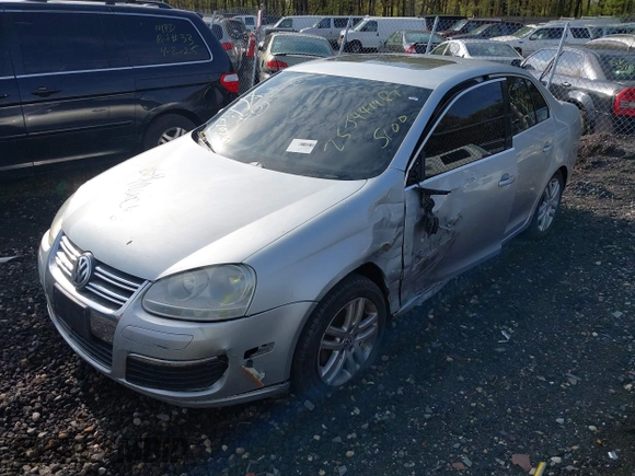 2006 Volkswagen Jetta 2.5L с VIN 3VWSG71K46M633522, выставлен на аукционе IAAI как лот 42175391 с пробегом Не указан миль и . История ставок и продаж доступна на DreamBid. Изображение 2.