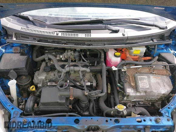2013 Toyota Prius One with VIN JTDKDTB34D1548461, listed as a IAAI auction lot 42175935 with 197,175 mi miles and . Bid and sale history available at DreamBid. Image 10.