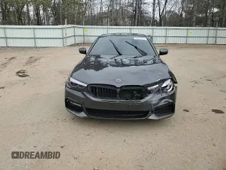 2018 BMW 5 Series 540i xDrive z VIN WBAJE7C59JWC56481, wystawiony jako Copart lot #50831085 z przebiegiem 105 558 mil mil oraz Szkoda całkowita • Salvage title. Historia ofert i sprzedaży dostępna na DreamBid. Obrazek 10.
