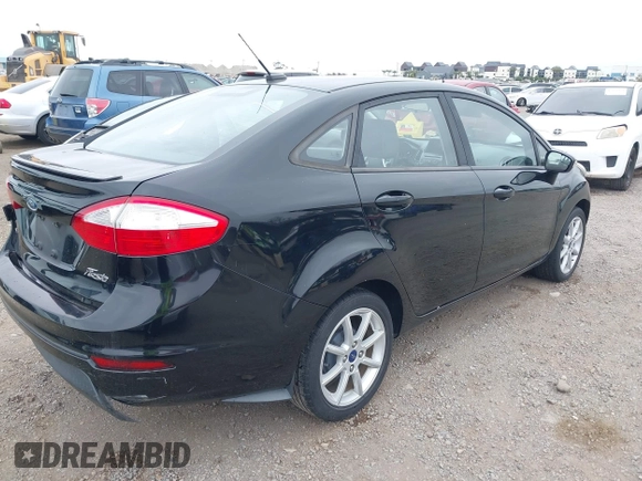 2016 Ford Fiesta SE z VIN 3FADP4BJ6GM107996, wystawiony jako IAAI lot #42433173 z przebiegiem 61 302 mil mil oraz . Historia ofert i sprzedaży dostępna na DreamBid. Obrazek 4.
