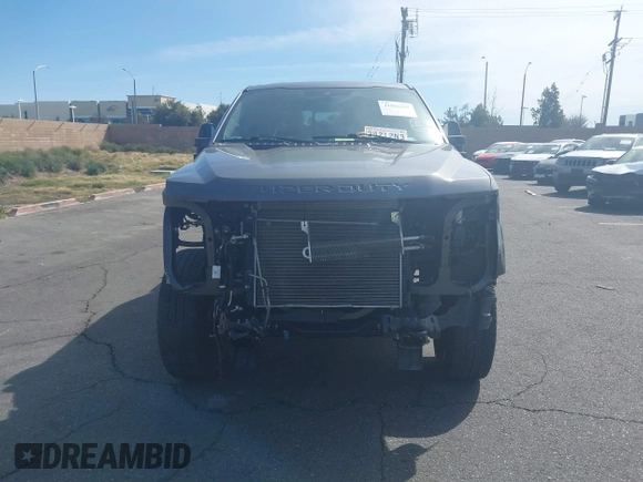 2022 Ford F-250 XL z VIN 1FT7W2B62NEE57641, wystawiony jako IAAI lot #41566432 z przebiegiem 24 872 mil mil oraz . Historia ofert i sprzedaży dostępna na DreamBid. Obrazek 13.