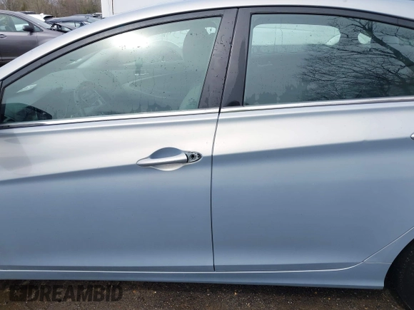 2012 Hyundai Sonata GLS with VIN 5NPEB4AC8CH461728, listed as a IAAI auction lot 41938399 with 133,571 mi miles. Bid and sale history available at carsss.com. Image 14.