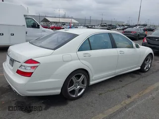 2009 Mercedes-Benz S-Class 5.5L V8 with VIN WDDNG71X89A245647, listed as a IAAI auction lot 41991864 with 81,766 mi miles. Bid and sale history available at carsss.com. Image 4.
