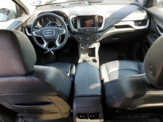 2022 GMC Terrain SLE z VIN 3GKALMEV1NL209768, wystawiony jako Copart lot #52562965 z przebiegiem 60 716 mil mil oraz Szkoda całkowita • Salvage title. Historia ofert i sprzedaży dostępna na DreamBid. Obrazek 8.