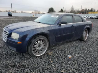 2005 Chrysler 300 with VIN 2C3JA43R75H169166, listed as a Copart auction lot 84252574 with 181,634 mi miles and Salvage Title. Bid and sale history available at carsss.com. Image 1.