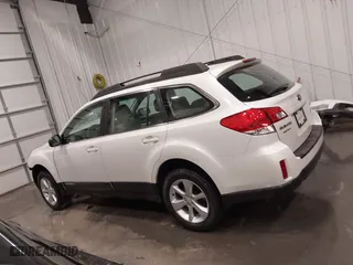 2014 Subaru Outback 2.5i with VIN 4S4BRCAC8E3287808, listed as a IAAI auction lot 41706095 with 115,314 mi miles. Bid and sale history available at carsss.com. Image 15.