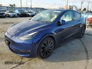 2021 Tesla Model Y Performance with VIN 5YJYGDEF8MF215815, listed as a Copart auction lot 44752105 with 45,491 mi miles and Salvage Title. Bid and sale history available at carsss.com. Image 1.