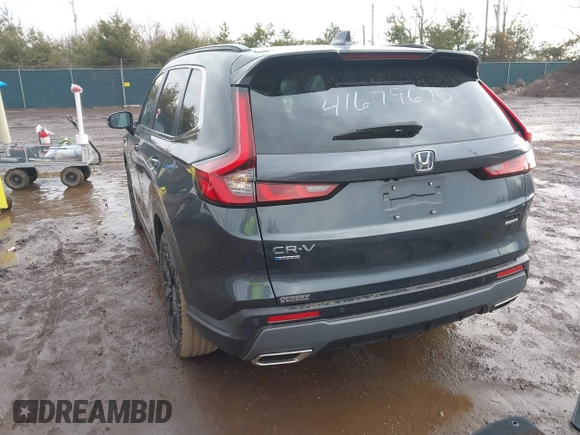 2025 Honda CR-V Sport Touring with VIN 7FARS6H93SE043232, listed as a IAAI auction lot 41679675 with 11,641 mi miles and . Bid and sale history available at DreamBid. Image 3.