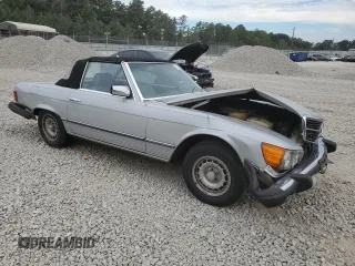 1982 Mercedes-Benz 380 with VIN WDBBA45A0CB014230, listed as a Copart auction lot 71148724 with 133,903 mi miles and Non Repairable. Bid and sale history available at carsss.com. Image 4.