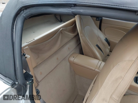 2002 Mazda MX-5 Miata Cloth with VIN JM1NB353820229890, listed as a IAAI auction lot 42750045 with 116,227 mi miles and . Bid and sale history available at DreamBid. Image 8.