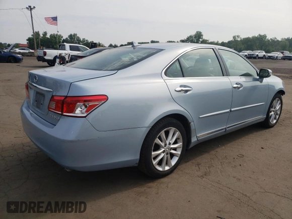 2010 Lexus ES 330 z VIN JTHBK1EG6A2371294, wystawiony jako Copart lot #60671445 z przebiegiem 186 935 mil mil oraz Szkoda całkowita • Salvage title. Historia ofert i sprzedaży dostępna na DreamBid. Obrazek 3.