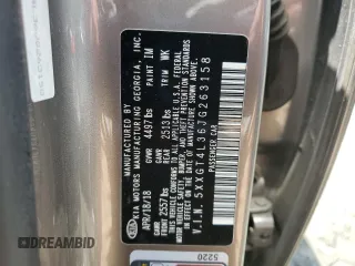 2018 Kia Optima LX z VIN 5XXGT4L36JG263158, wystawiony jako Copart lot #57028335 z przebiegiem 43 050 mil mil oraz Szkoda całkowita • Salvage title. Historia ofert i sprzedaży dostępna na DreamBid. Obrazek 12.
