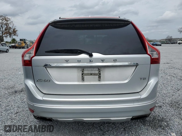 2015 Volvo XC60 T5 Drive-E Premier z VIN YV440MDB5F2563527, wystawiony jako Copart lot #46105675 z przebiegiem 85 891 mil mil oraz Szkoda całkowita • Salvage title. Historia ofert i sprzedaży dostępna na DreamBid. Obrazek 6.