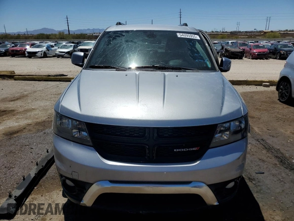 2019 Dodge Journey Crossroad z VIN 3C4PDCGG1KT797517, wystawiony jako Copart lot #54095955 z przebiegiem 40 186 mil mil oraz Szkoda całkowita • Salvage title. Historia ofert i sprzedaży dostępna na DreamBid. Obrazek 5.