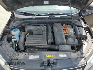 2013 Volkswagen Jetta Hybrid SE with VIN 3VW637AJXDM225219, listed as a Copart auction lot 63197905 with 97,672 mi miles and Clean title. Bid and sale history available at DreamBid. Image 11.