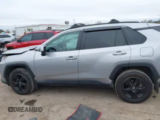 2021 Toyota RAV4 XLE with VIN 2T3W1RFVXMC148125, listed as a IAAI auction lot 41645741 with 66,047 mi miles. Bid and sale history available at carsss.com. Image 15.