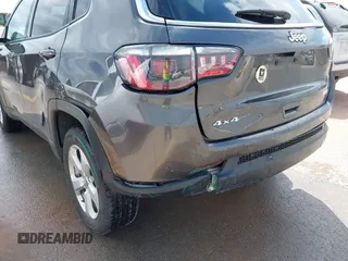 2021 Jeep Compass Altitude с VIN 3C4NJDBB3MT584556, выставлен на аукционе IAAI как лот 42044104 с пробегом 122 769 миль миль и . История ставок и продаж доступна на DreamBid. Изображение 6.