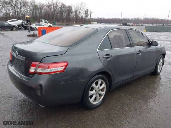 2011 Toyota Camry LE with VIN 4T1BF3EK5BU640313, listed as a IAAI auction lot 41857774 with 213,609 mi miles. Bid and sale history available at carsss.com. Image 4.