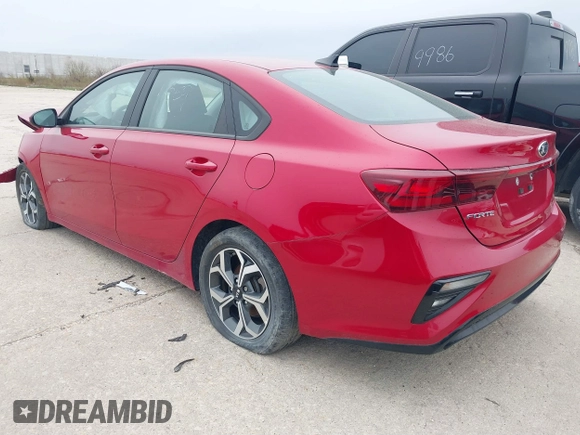 2021 Kia Forte LXS z VIN 3KPF24AD0ME346625, wystawiony jako IAAI lot #39182049 z przebiegiem 32 768 mil mil oraz . Historia ofert i sprzedaży dostępna na DreamBid. Obrazek 3.