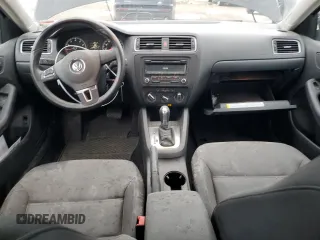 2012 Volkswagen Jetta SE с VIN 3VWDP7AJ8CM107177, выставлен на аукционе Copart как лот 57235825 с пробегом 99 793 миль миль и Списание • Salvage title. История ставок и продаж доступна на DreamBid. Изображение 8.