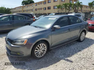 2011 Volkswagen Jetta SEL с VIN 3VWLZ7AJ8BM101755, выставлен на аукционе Copart как лот 58893045 с пробегом 147 319 миль миль и Чистый • Clean title. История ставок и продаж доступна на DreamBid. Изображение 1.