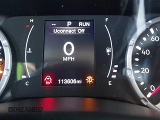 2018 Jeep Renegade Altitude z VIN ZACCJABB6JPG68976, wystawiony jako IAAI lot #42199152 z przebiegiem 113 606 mil mil oraz . Historia ofert i sprzedaży dostępna na DreamBid. Obrazek 15.