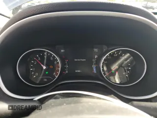 2017 Jeep Compass Limited z VIN 3C4NJDCB4HT631422, wystawiony jako Copart lot #52978345 z przebiegiem 81 666 mil mil oraz Szkoda całkowita • Salvage title. Historia ofert i sprzedaży dostępna na DreamBid. Obrazek 9.