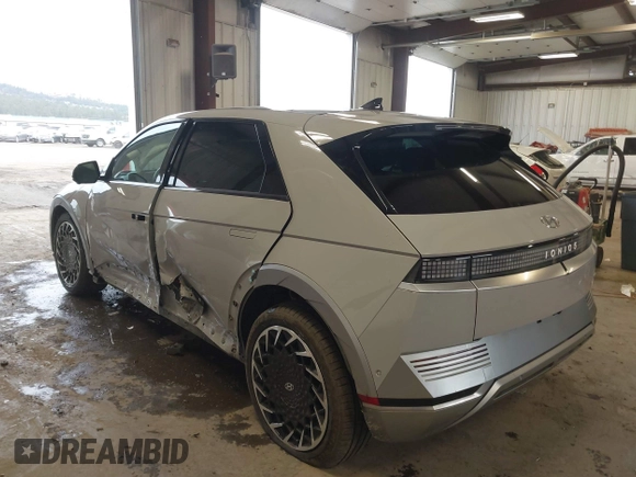 2022 Hyundai IONIQ 5 Limited with VIN KM8KRDAF1NU118451, listed as a IAAI auction lot 41718666 with 30,738 mi miles. Bid and sale history available at carsss.com. Image 3.