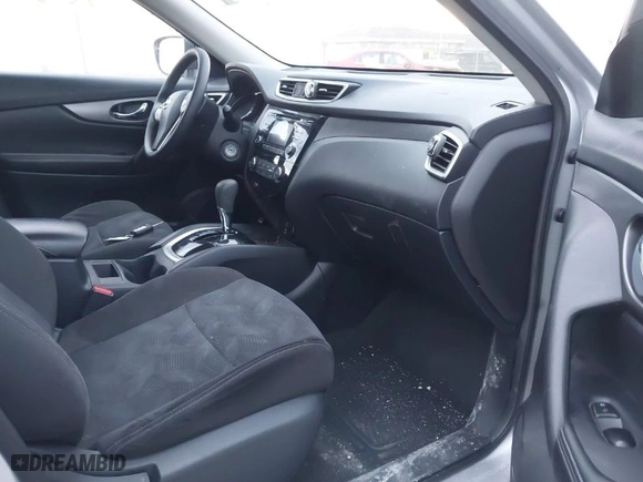 2015 Nissan Rogue S with VIN KNMAT2MV1FP545945, listed as a IAAI auction lot 41770626 with 125,179 mi miles. Bid and sale history available at carsss.com. Image 5.