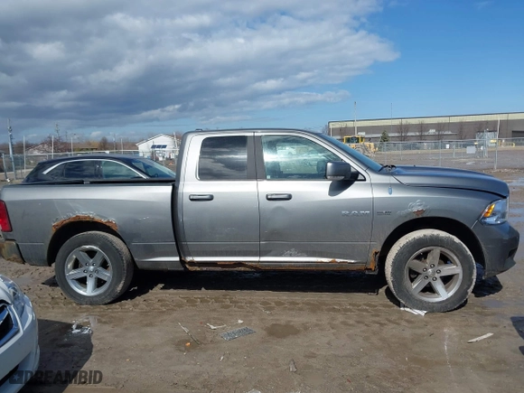 2009 Dodge Ram 1500 SLT with VIN 1D3HV18T29S708378, listed as a IAAI auction lot 41721700 with 182,705 mi miles. Bid and sale history available at carsss.com. Image 13.