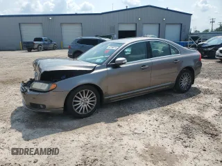 2007 Volvo S80 I6 with VIN YV1AS982571029940, listed as a Copart auction lot 66196974 with 188,945 mi miles and Salvage Title. Bid and sale history available at carsss.com. Image 1.