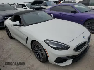 2019 BMW Z4 sDrive30i with VIN WBAHF3C5XKWW28607, listed as a Copart auction lot 76541334 with 0 mi miles and Non Repairable. Bid and sale history available at carsss.com. Image 4.