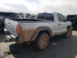 2005 Toyota Tacoma with VIN 5TEPX42N55Z044075, listed as a Copart auction lot 76052604 with 319,732 mi miles and Salvage Title. Bid and sale history available at carsss.com. Image 3.