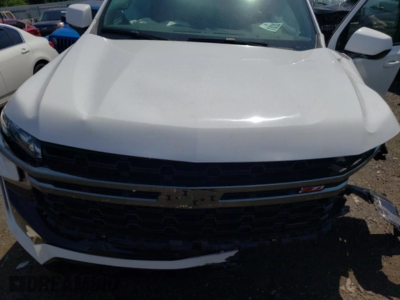 2022 Chevrolet Suburban Z71 with VIN 1GNSKDKDXNR254271, listed as a Copart auction lot 62811314 with Not Provided miles and Salvage Title. Bid and sale history available at DreamBid. Image 12.