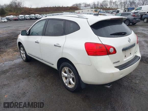 2011 Nissan Rogue S z VIN JN8AS5MV1BW305528, wystawiony jako IAAI lot #41936403 z przebiegiem 175 033 mil mil oraz . Historia ofert i sprzedaży dostępna na DreamBid. Obrazek 3.