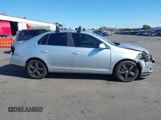 2008 Volkswagen Jetta Sedan SE with VIN 3VWRM71K48M030855, listed as a IAAI auction lot 41740303 with 173,026 mi miles. Bid and sale history available at carsss.com. Image 13.