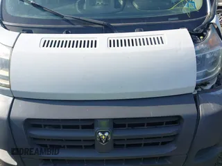 2014 Ram ProMaster Cargo z VIN 3C6TRVAG2EE101011, wystawiony jako IAAI lot #42068141 z przebiegiem Nie podano mil oraz . Historia ofert i sprzedaży dostępna na DreamBid. Obrazek 10.