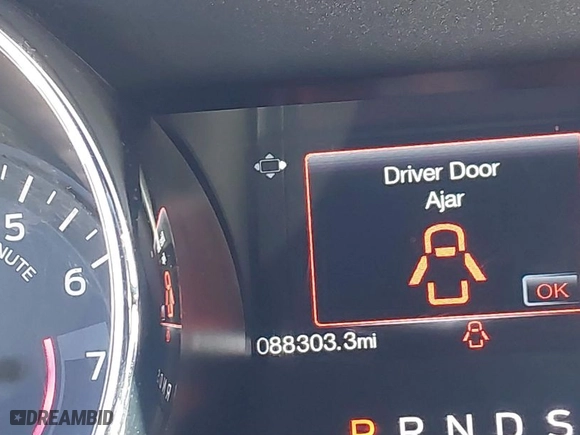 2016 Ford Mustang EcoBoost with VIN 1FA6P8THXG5208427, listed as a IAAI auction lot 41235404 with 88,303 mi miles. Bid and sale history available at carsss.com. Image 15.