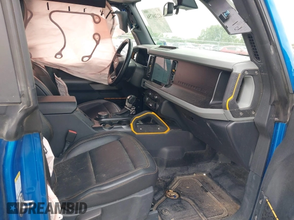 2021 Ford Bronco z VIN 1FMEE5DHXMLA78970, wystawiony jako IAAI lot #42316756 z przebiegiem 35 668 mil mil oraz . Historia ofert i sprzedaży dostępna na DreamBid. Obrazek 5.
