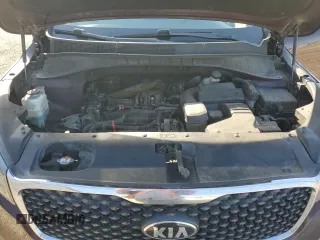 2016 Kia Sorento L with VIN 5XYPG4A39GG047719, listed as a Copart auction lot 52496625 with 135,632 mi miles and Clean Title. Bid and sale history available at carsss.com. Image 12.