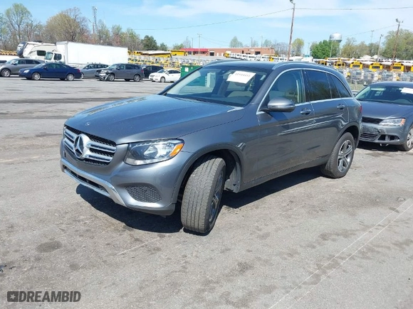 2018 Mercedes-Benz GLC with VIN WDC0G4JB6JV022733, listed as a IAAI auction lot 41944411 with 191,163 mi miles. Bid and sale history available at carsss.com. Image 2.