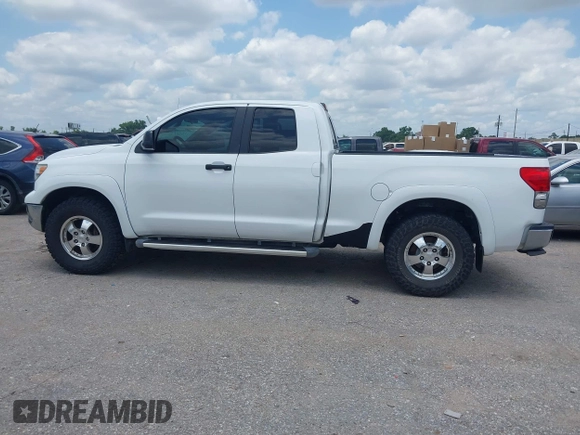 2008 Toyota Tundra z VIN 5TFRV54138X064884, wystawiony jako IAAI lot #42375615 z przebiegiem 230 661 mil mil oraz . Historia ofert i sprzedaży dostępna na DreamBid. Obrazek 14.