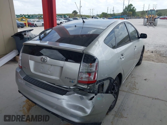 2004 Toyota Prius with VIN JTDKB20U140075930, listed as a IAAI auction lot 41712770 with 219,930 mi miles. Bid and sale history available at carsss.com. Image 4.