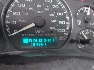 2002 Chevrolet Suburban LS with VIN 1GNFK16Z62J141868, listed as a IAAI auction lot 41534100 with 184,961 mi miles. Bid and sale history available at carsss.com. Image 15.