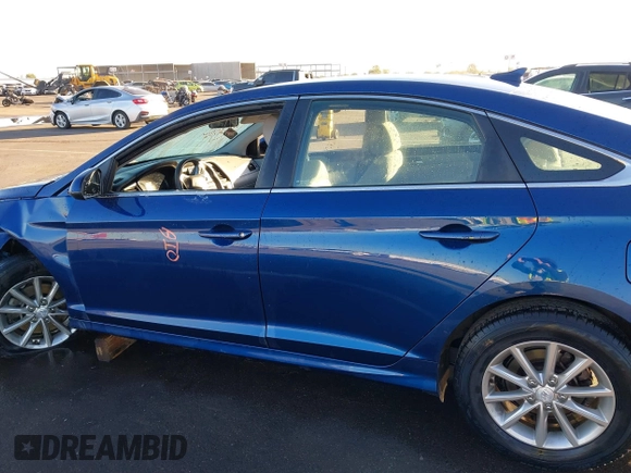2019 Hyundai Sonata SE with VIN 5NPE24AF2KH769406, listed as a IAAI auction lot 40735632 with 76,127 mi miles and . Bid and sale history available at DreamBid. Image 14.