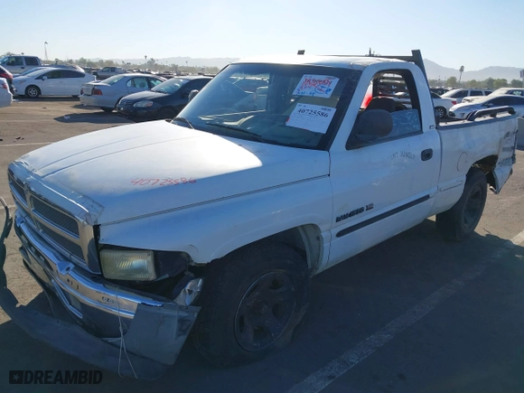 1998 Dodge Ram 1500 with VIN 1B7HC16Y3WS616138, listed as a IAAI auction lot 40725586 with 212,206 mi miles. Bid and sale history available at carsss.com. Image 2.